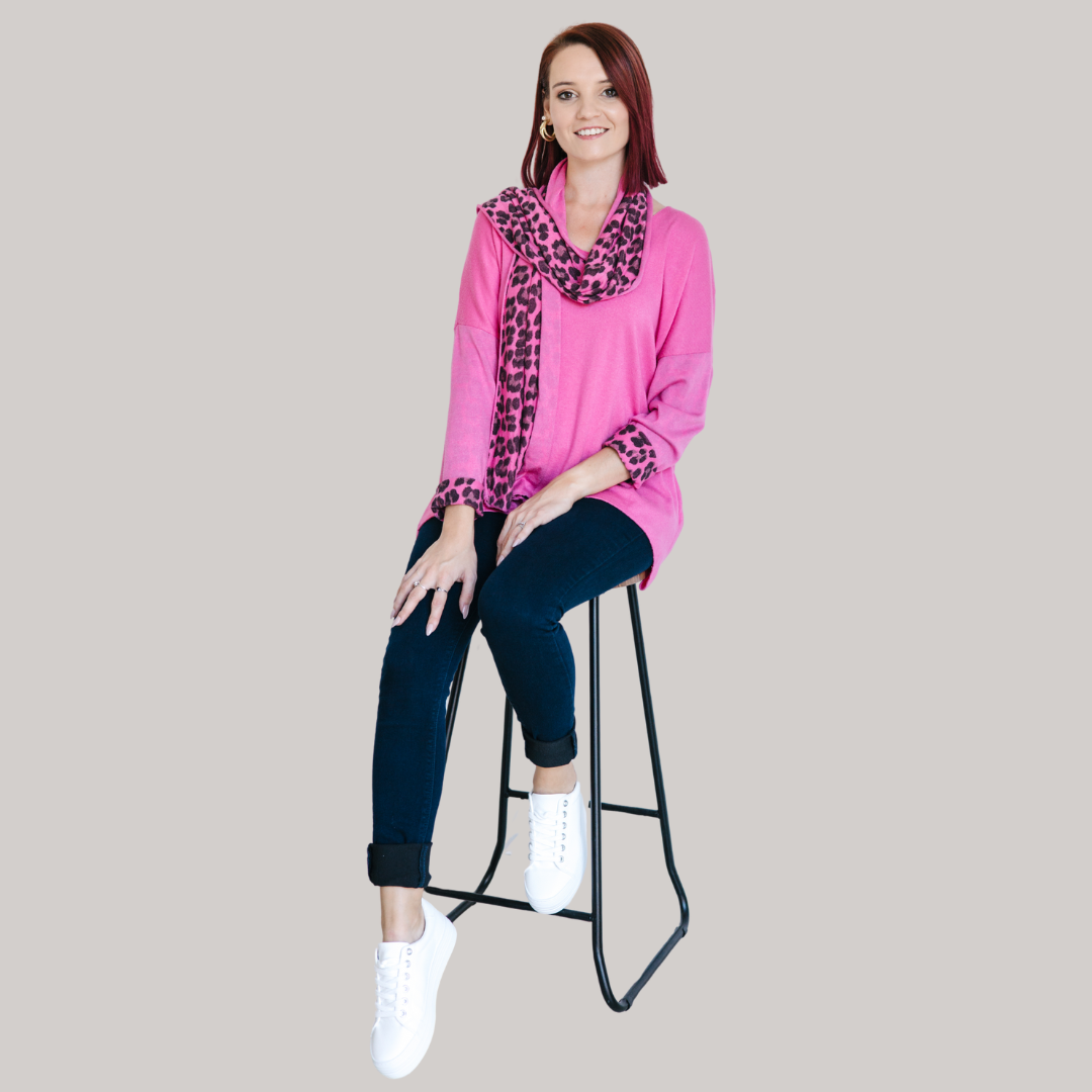 Miriam Light Knit Animal Scarf Top - Pink