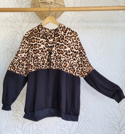 Leopard Print Oversized Sweater - BLACK