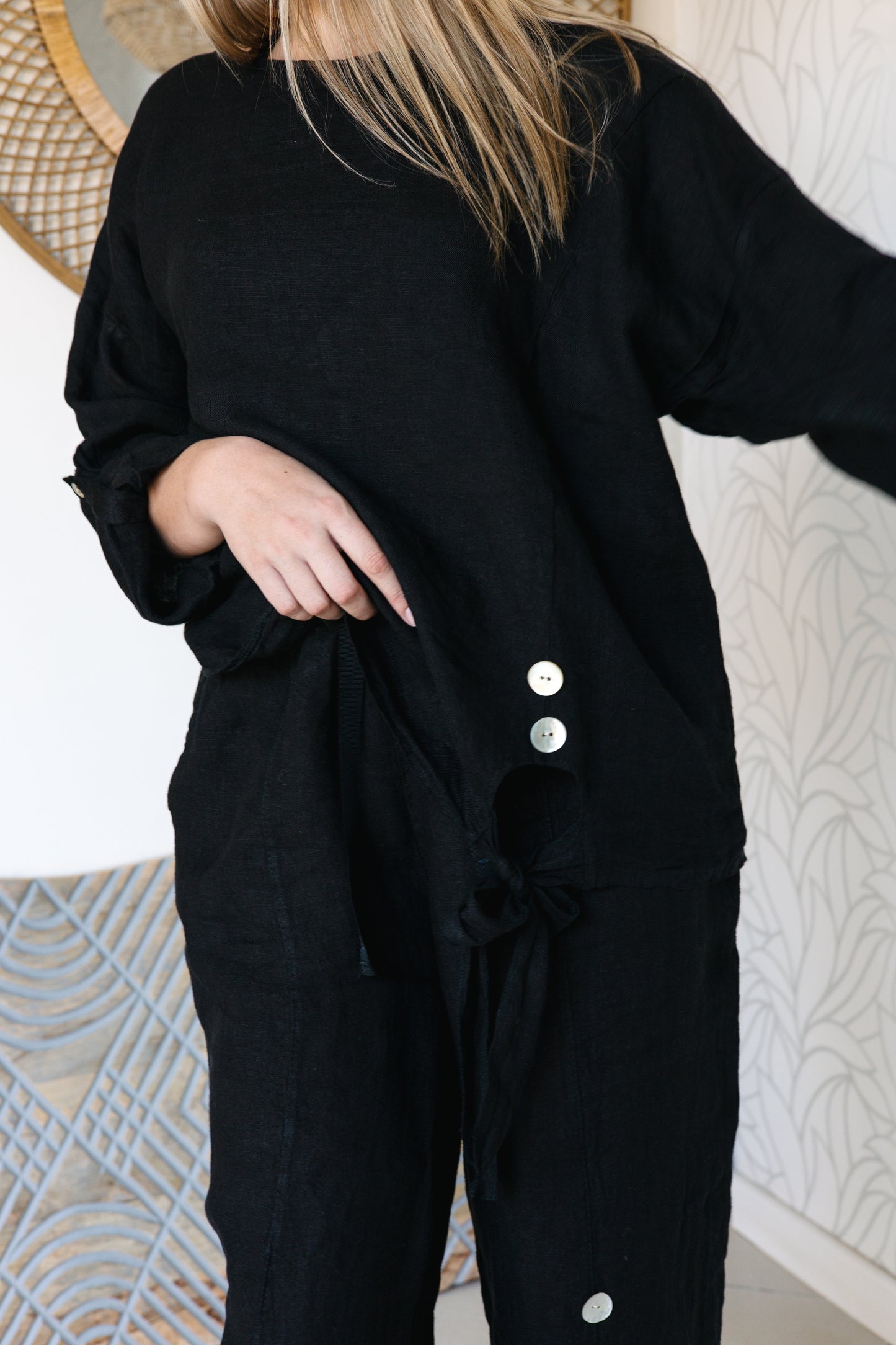 LINEN SETS - MADE IN ITALY - BLACK