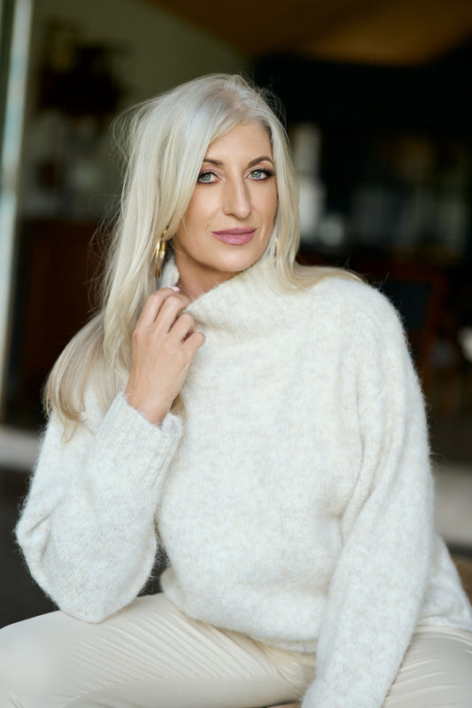Speckled Cream-colored fuzzy knit turtleneck sweater