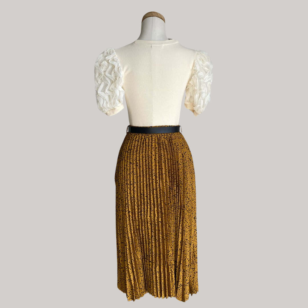 Frill T - Cream