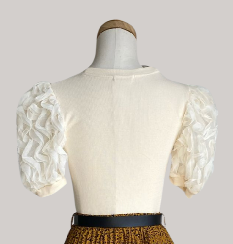 Frill T - Cream