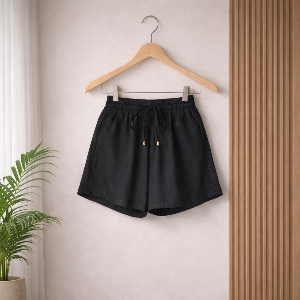Niki Shorts - Black