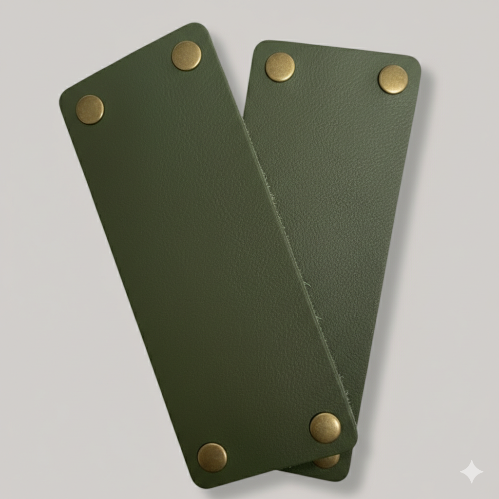 Interchangeable leather sandal
Premium leather switch sandal strap close up