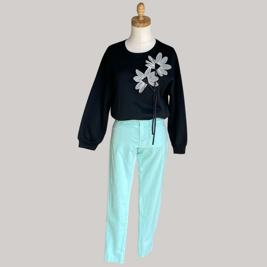 Elane 3D Flower Sweatshirt - Black
