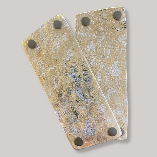 Interchangeable leather sandal
Premium leather switch sandal strap close up