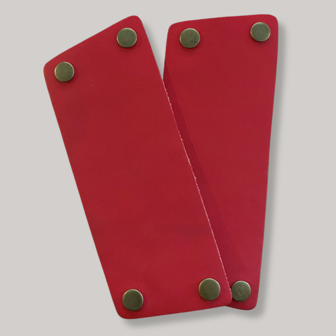 Interchangeable leather sandal
Premium leather switch sandal strap close up