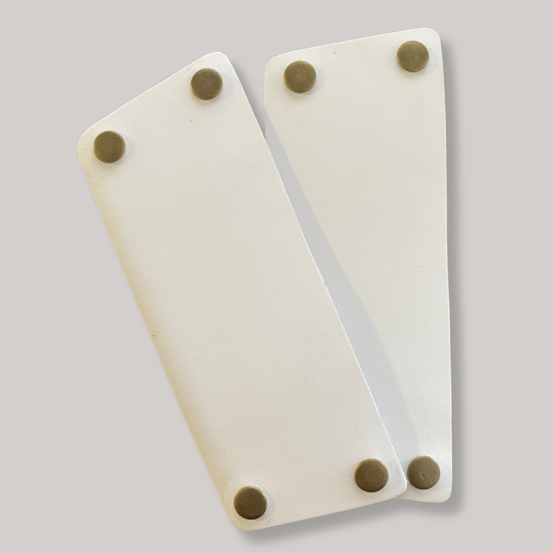 Interchangeable leather sandal
Premium leather switch sandal strap close up