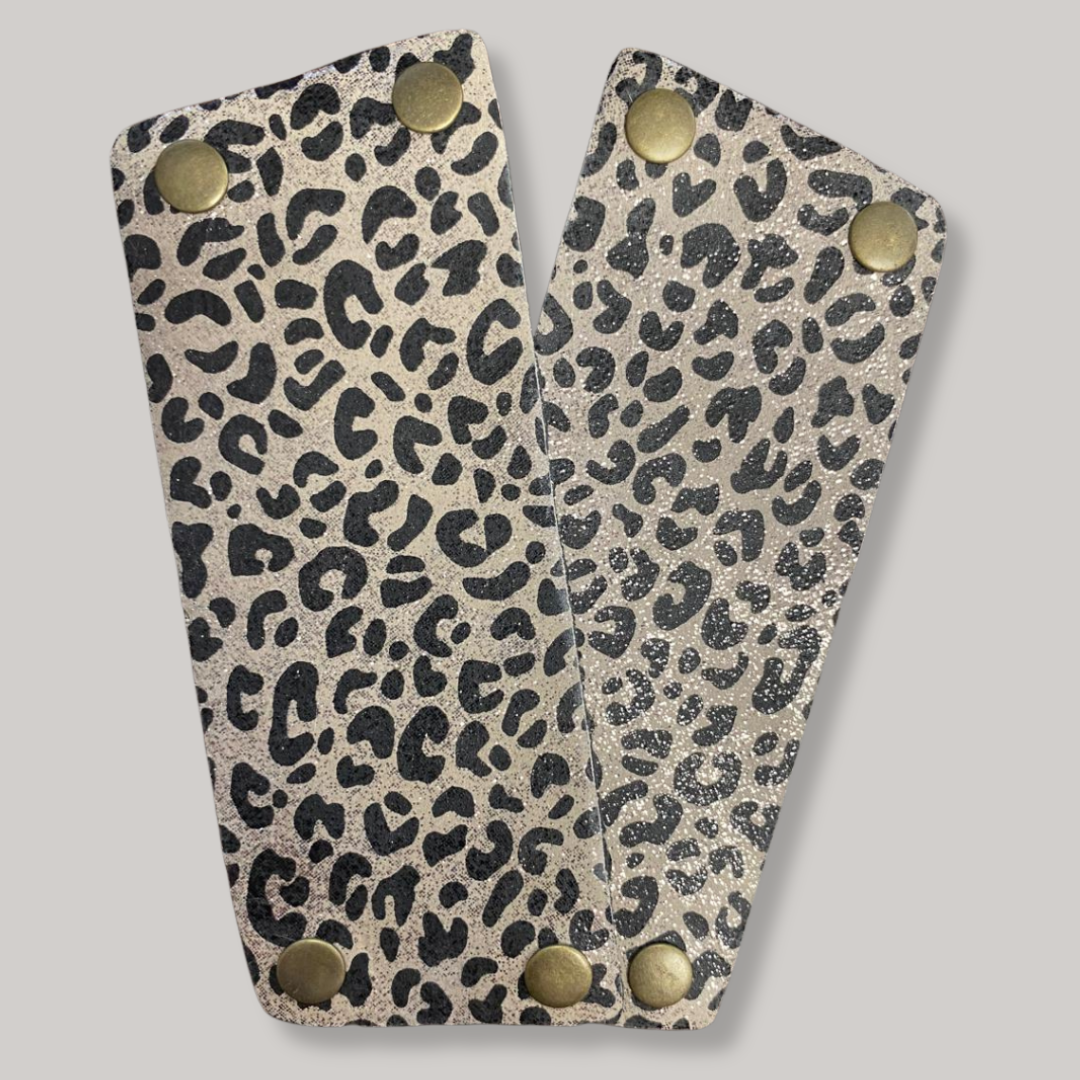 Interchangeable leather sandal
Premium leather switch sandal strap close up